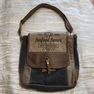 Clea Ray Brown and Tan Cross Body Messenger Bag Nwt